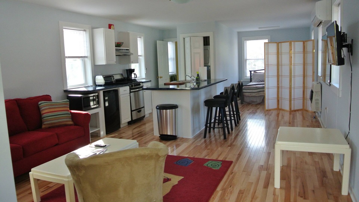 Nasons Corner Apartment | Quiet, residential neighborhood
