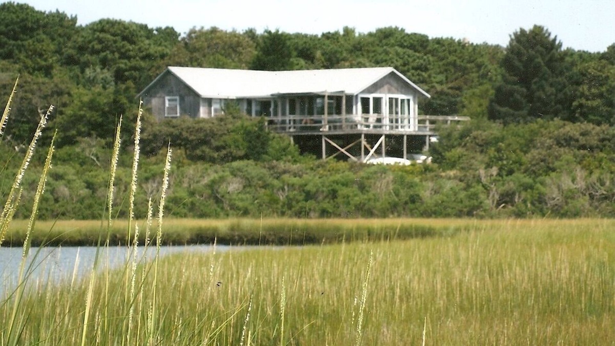 Edgartown Cabin | Quiet Rustic Escape With Sunrise And Sunset Views Over Cape Poge Pond