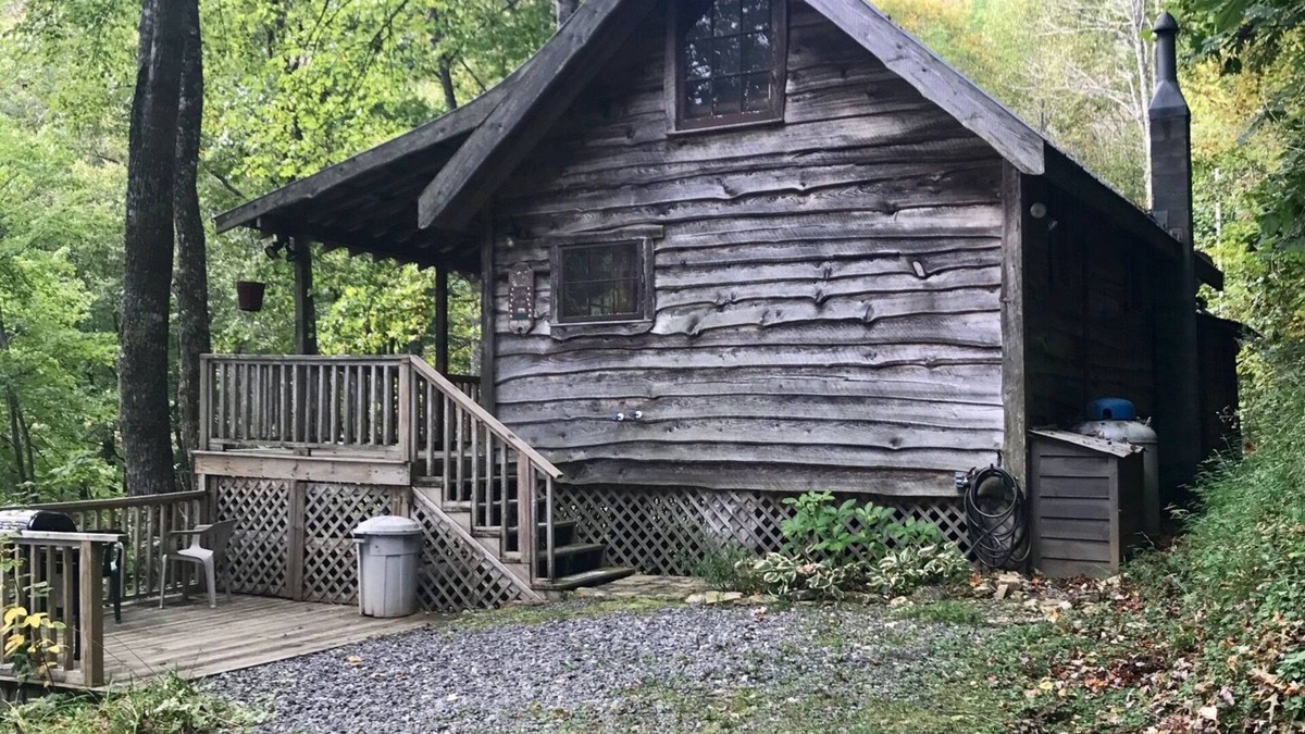 Whittier Cabin | Quiet Rustic Getaway