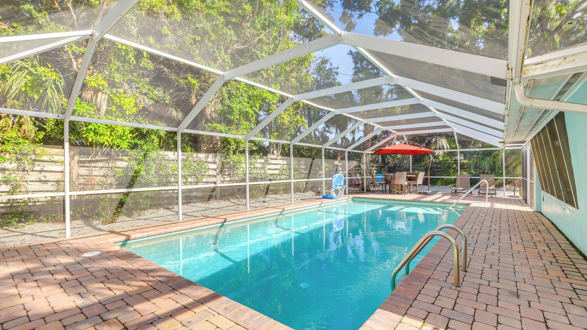 Southgate House | Quiet Sarasota Retreat - 6 Mi to Siesta Key Beach!