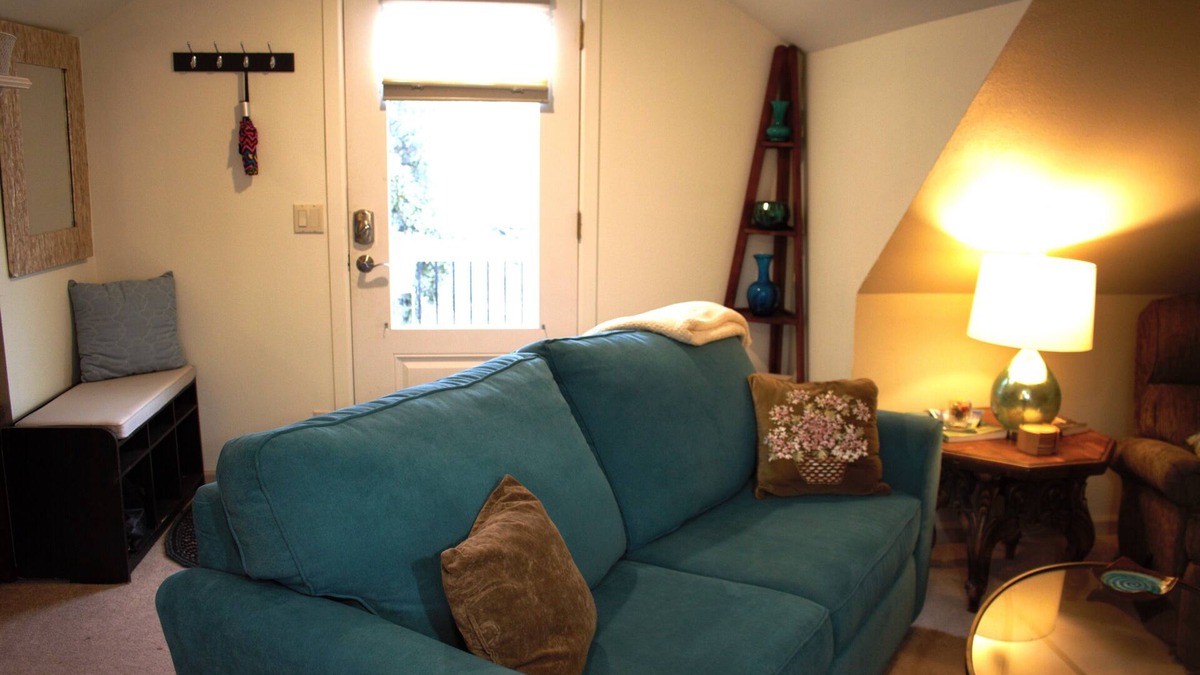 Morningside Apartment | Quiet, serene 1-bedroom apartment in Oregon's capital city, Salem.
