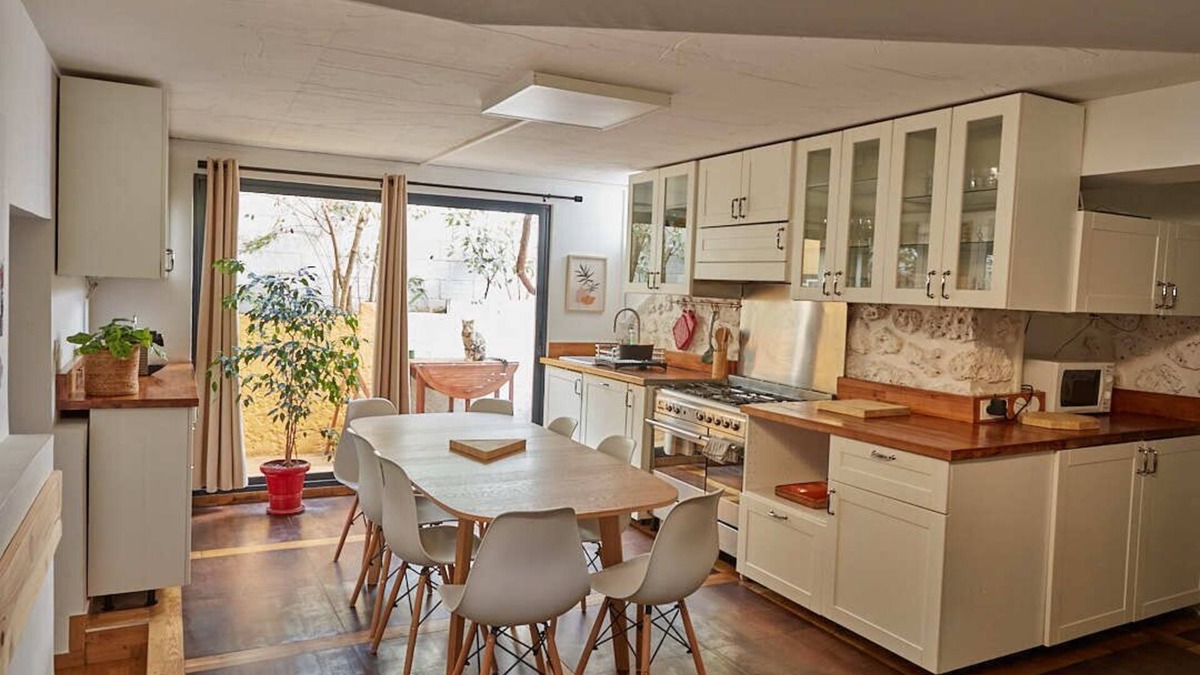 Pantin House | Quiet, spacious house just outside Paris. Metro 7
