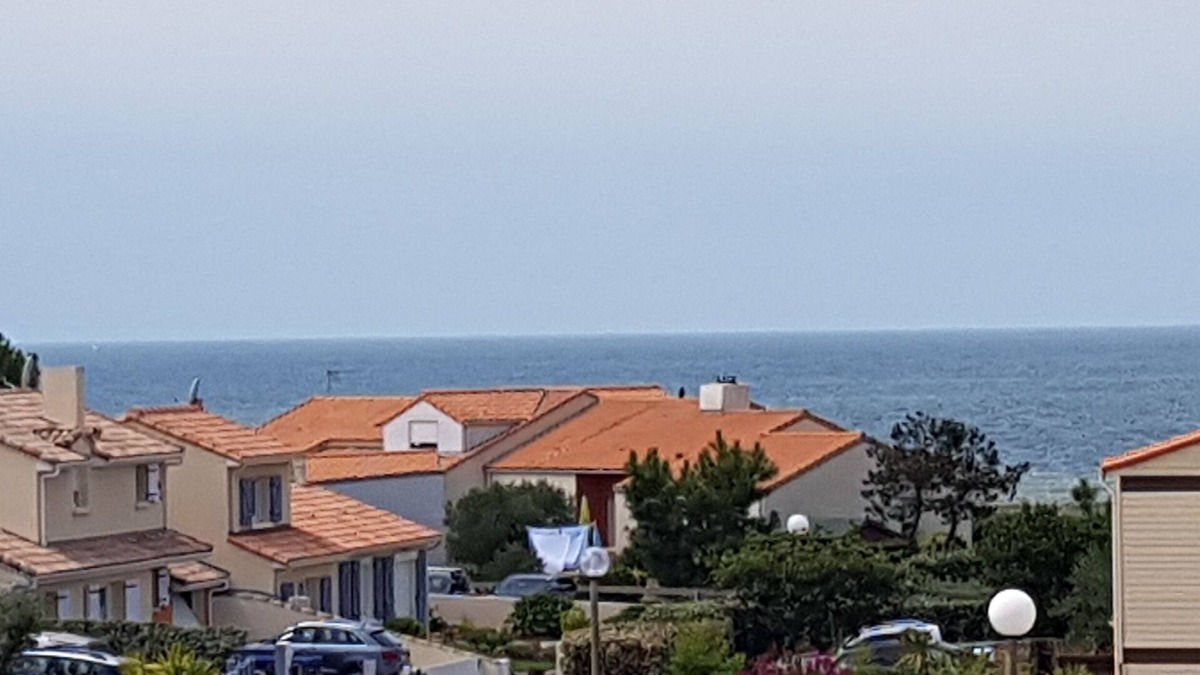 Saint-Michel-Chef-Chef Apartment | Quiet studio 150 m from the beach and sea view