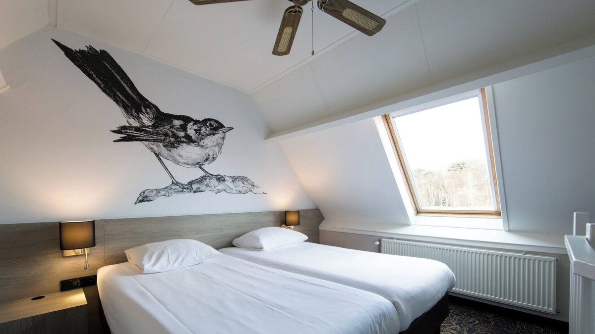 Bruggenmors Hotel | Quiet Stay Near TwentseWelle — Relax After Exploring Trails And Museums