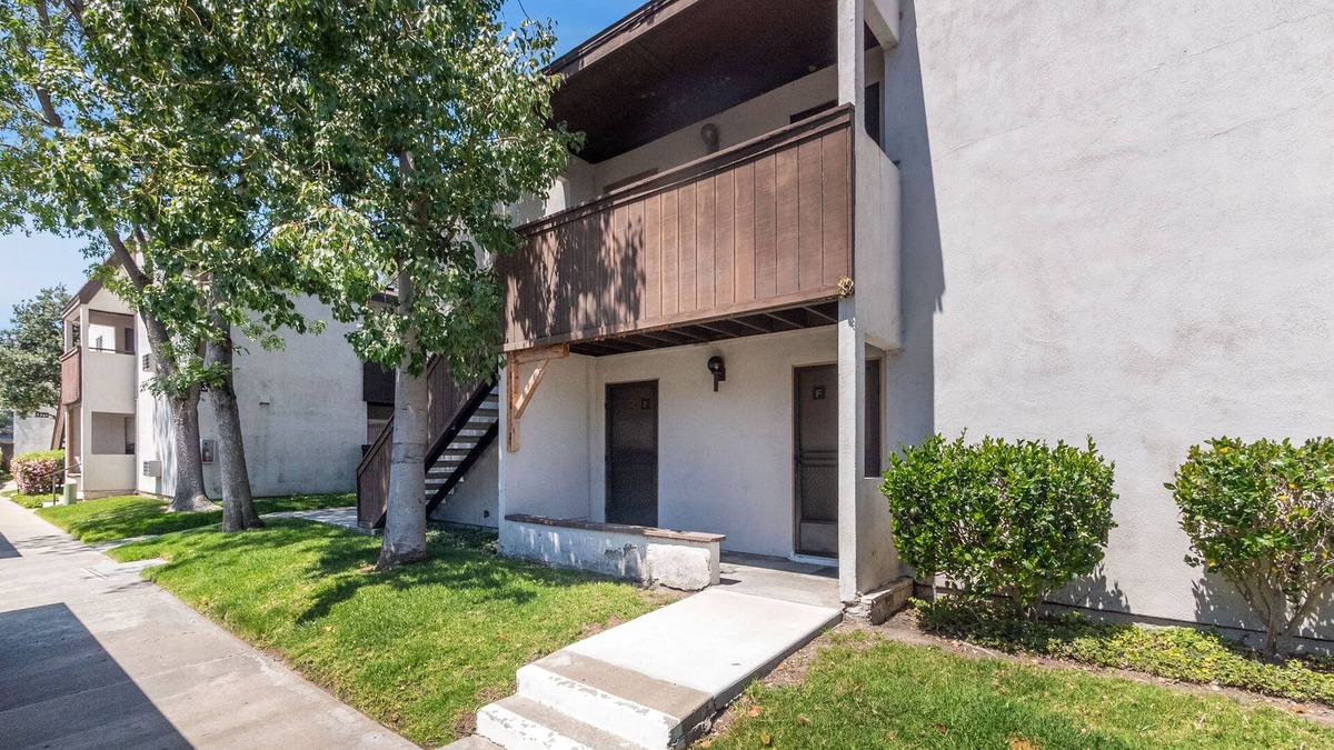 Mission Valley Apartment | Quiet studio with shaded patio, pool, hot tub & perfect central location