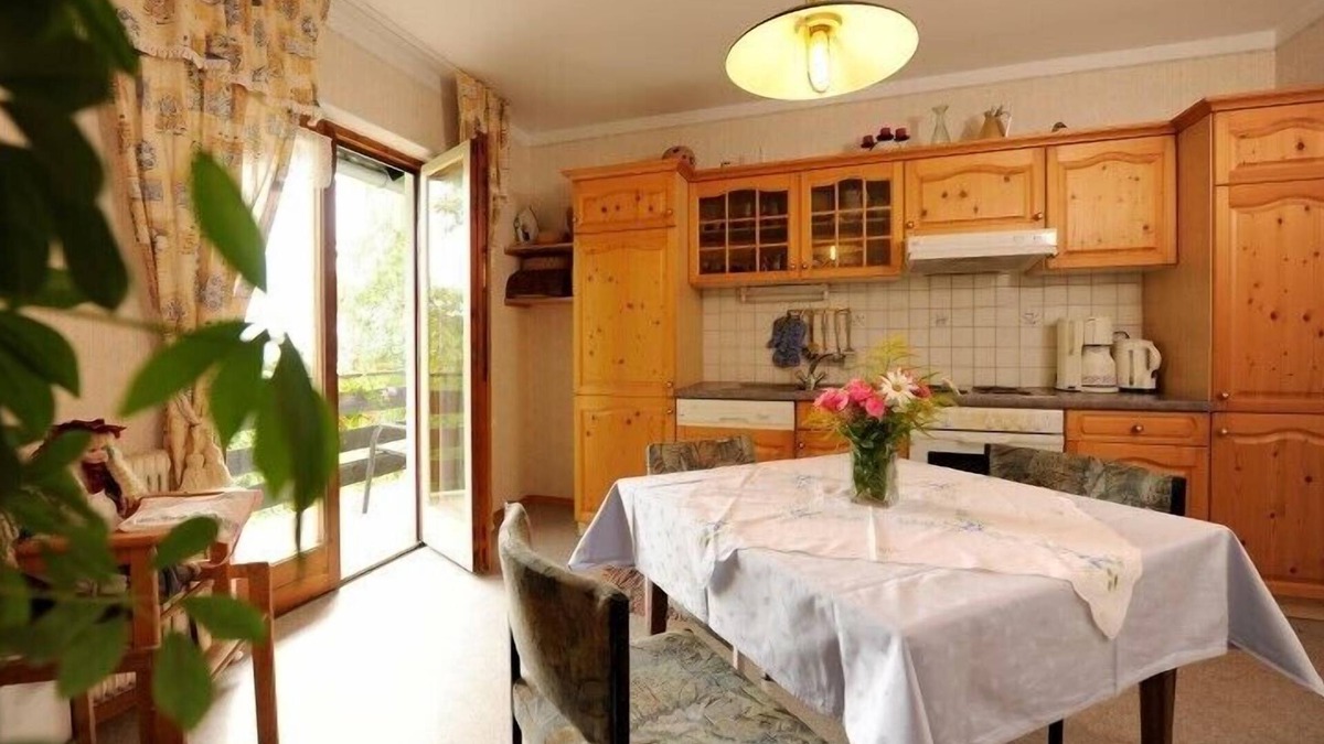 Maria Taferl Apartment | Quiet, sunny vacation apartment with garden view