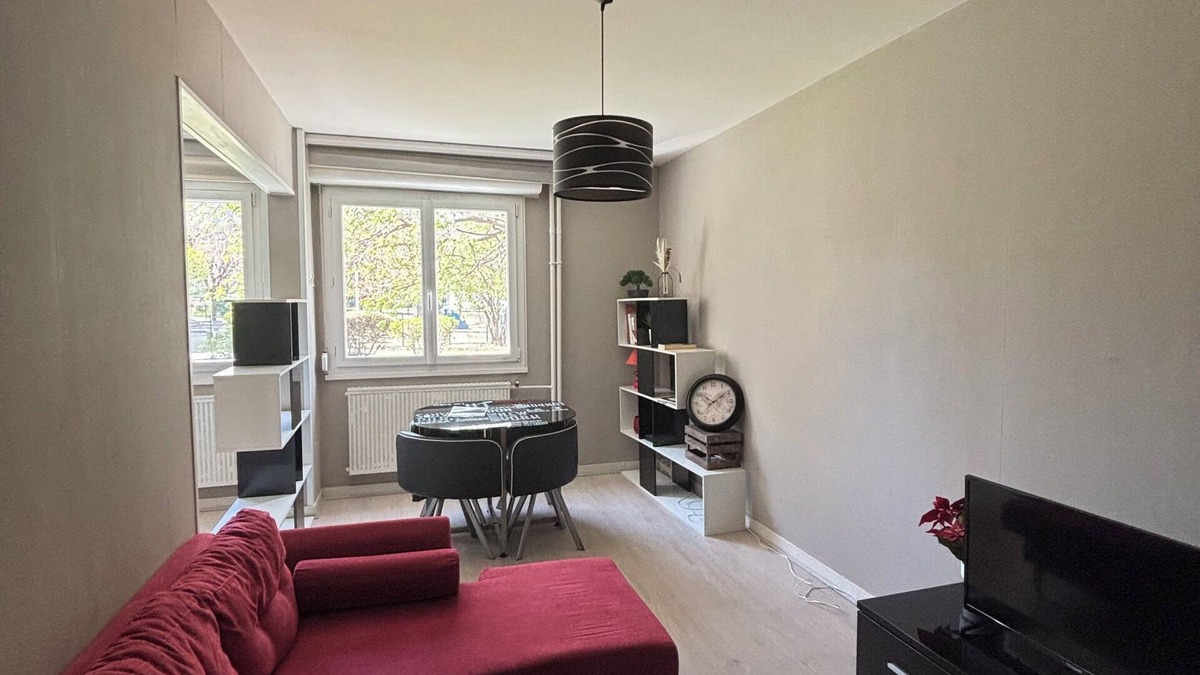 Blatin Apartment | Quiet T1 near the center