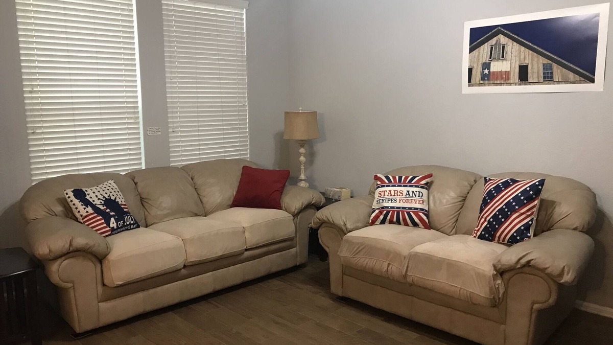 North Central Thousand Oaks House | Quiet townhouse, easy access to 1604 and 281