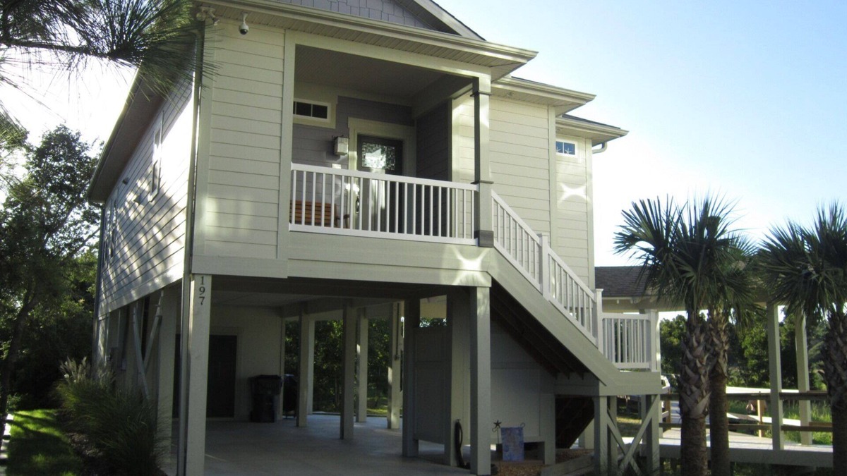 Long Beach Cottage | Quiet, Tranquil Retreat For Two, a 5-minute Walk to the Ocean