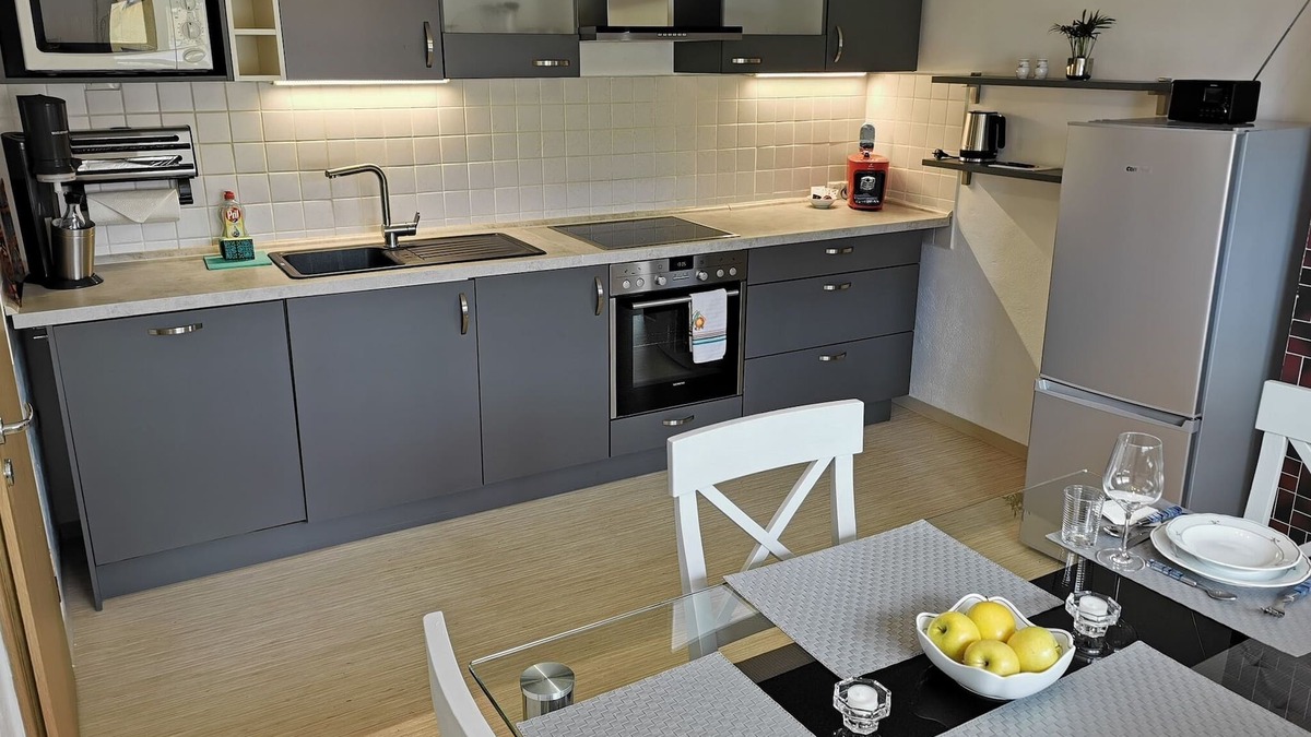 Selb Apartment | Quiet vacation apartment (93sqm) with large garden and covered terrace