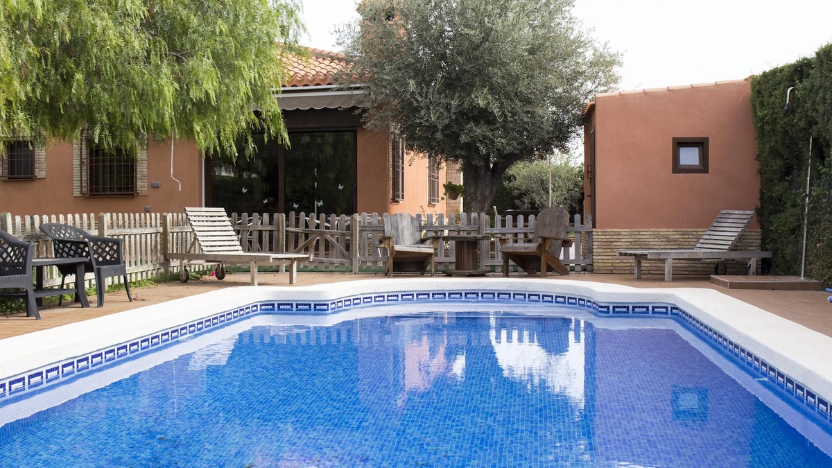 Torrevieja Villa | Quiet Villa with private pool very close to Torrevieja center