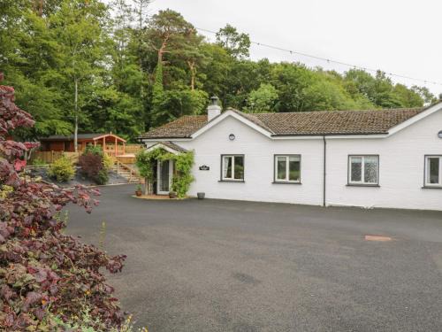 Coleraine House | Quiet Waters Cottage