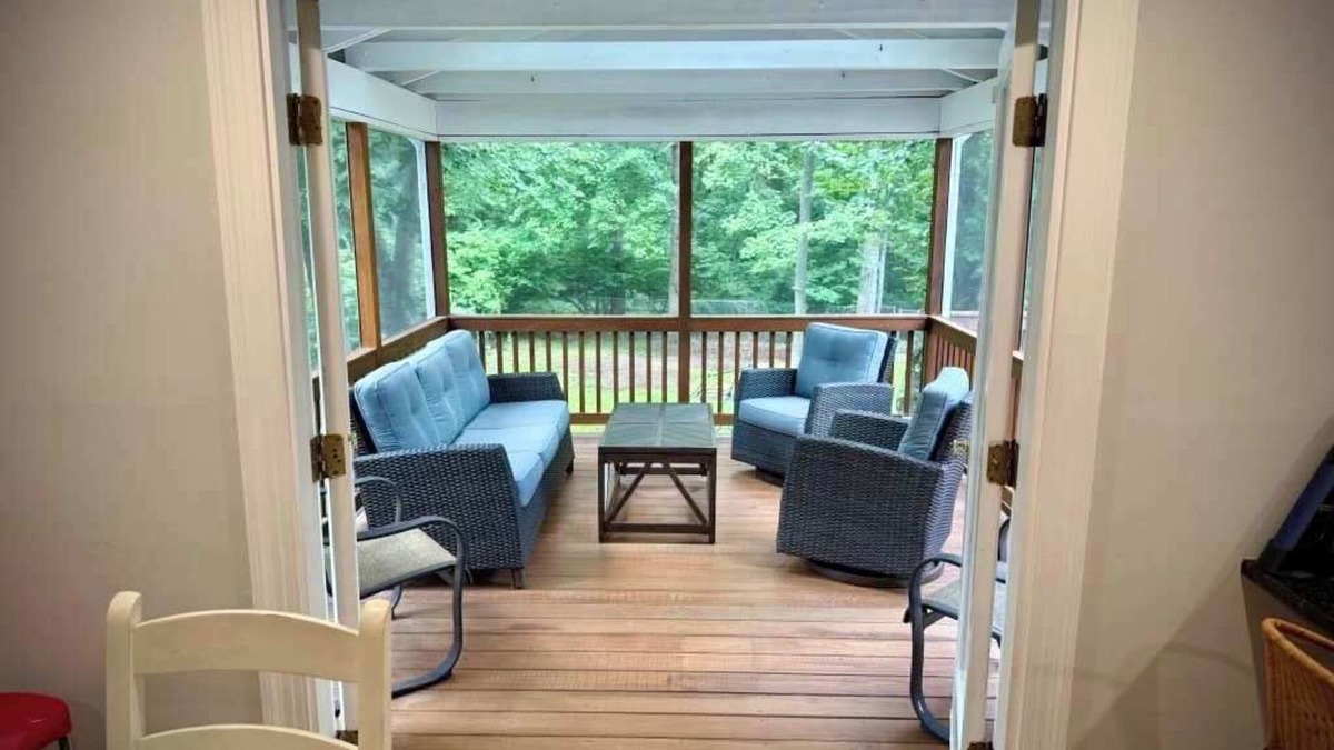 Hillsmere House | Quiet Waters Family Home 4BR Sleeps 8