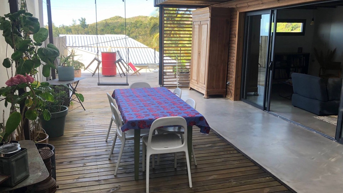 La Possession House | Quiet, with swimming pool