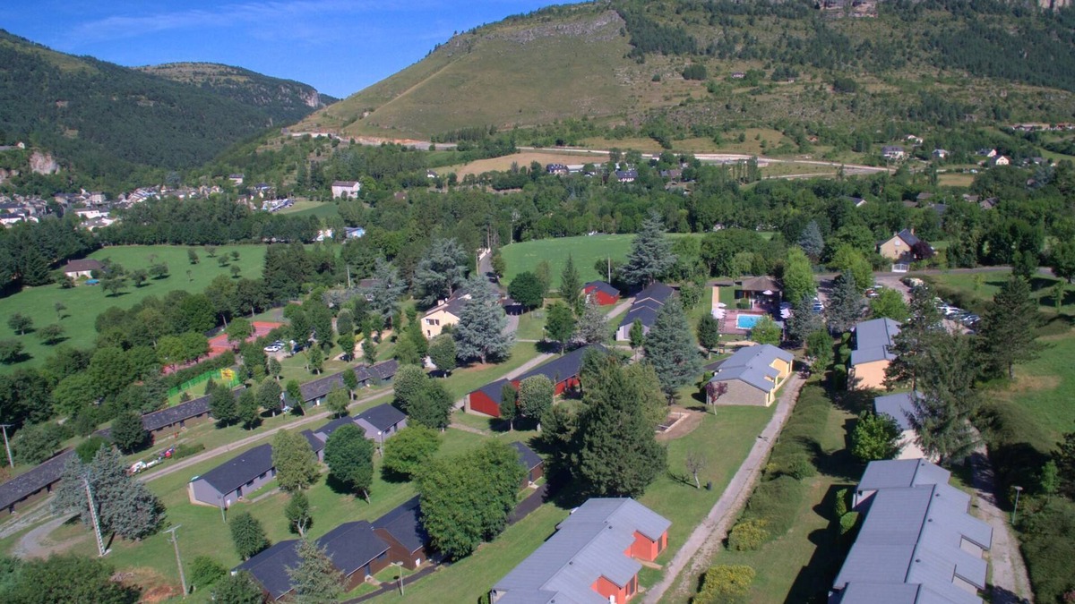 Meyrueis House | Quietly, between Causses and the Cevennes, close to the Gorges du Tarn
