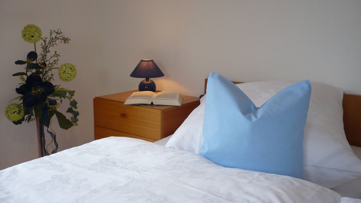 Tiefenbach Apartment | Quietly located holiday flat on the outskirts of Tiefenbach in the Upper Bavarian. Forest