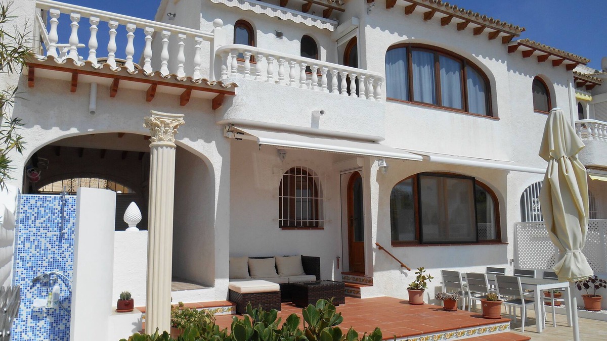 Empedrola House | Quietly located holiday home 'Casa TAGOMAGO', in Calpe, 5 km from the center!