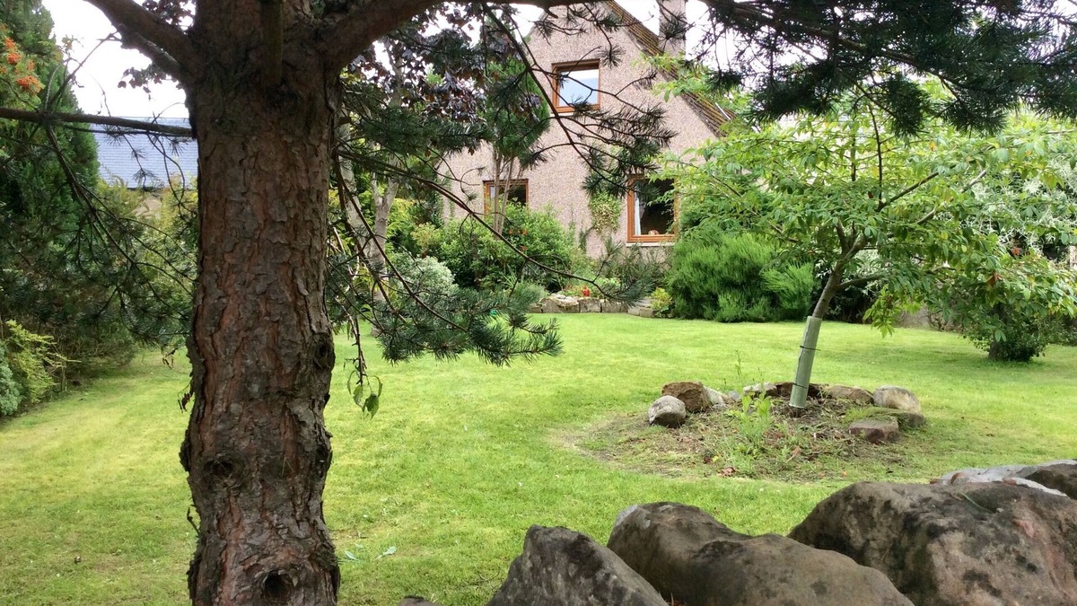 Dornoch House | Quietly situated in Dornoch centrenlicence no. HI 00031-F