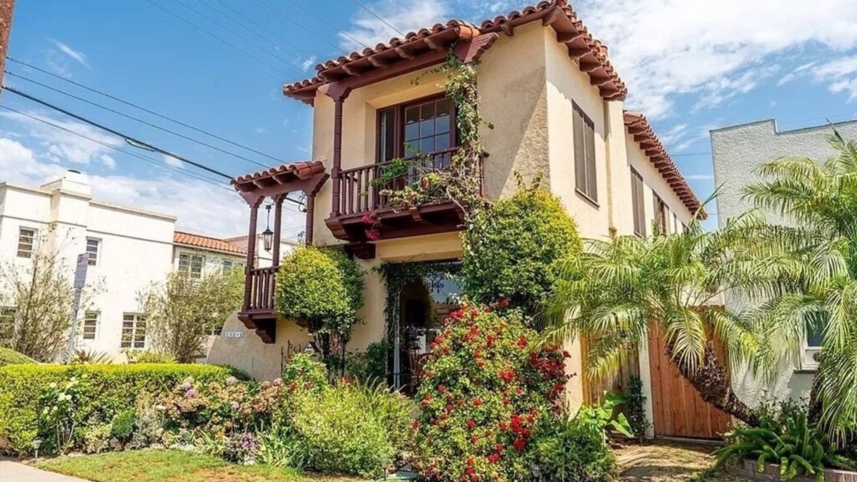 Belmont Shore House | Quincy La Casa