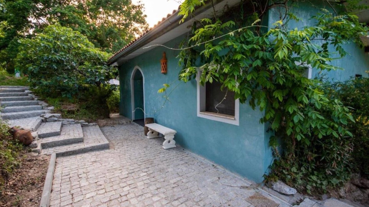 Tabua Apartment | Quinta da Lontra Riverview Spacious Cottage w/Private Beach. Pet-Friendly!