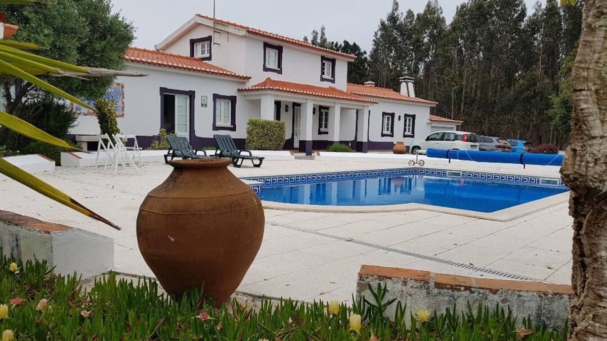 Caldas da Rainha Villa | Quinta de Santa Isabel de Portugal