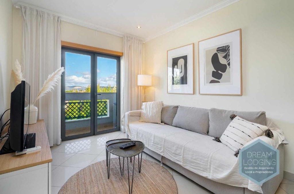 Vale de Carro Apartment | Quinta do Pinheiro Residence AN Dream Lodging