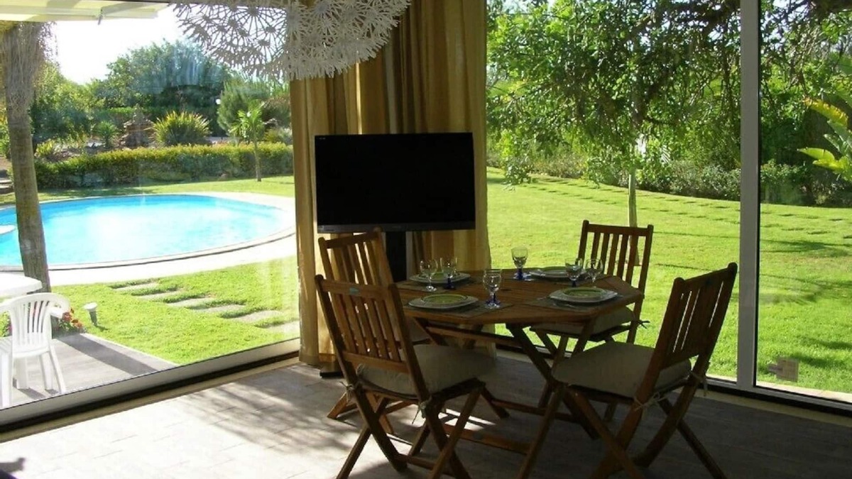 Albufeira Villa | Quinta Ourolago Luxury V1 House, with swimming pool, gardens and lake.