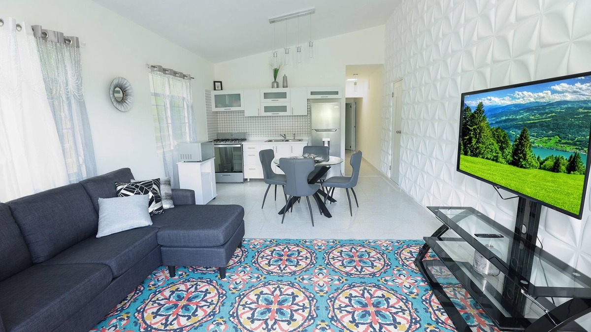 Aguada Apartment | Quiques Town House A1 - 2BR/1BR Apartment