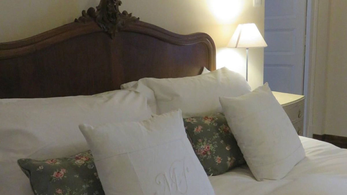 Magnac-Laval House | Quirky Traditional Limousin Town house full of character!