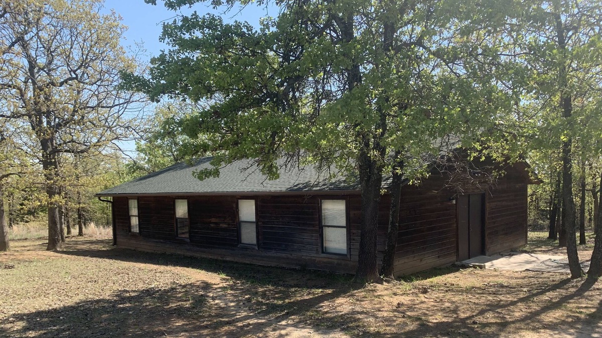 Milfay Cabin | Quite property off Route 66 on Stroud Lake