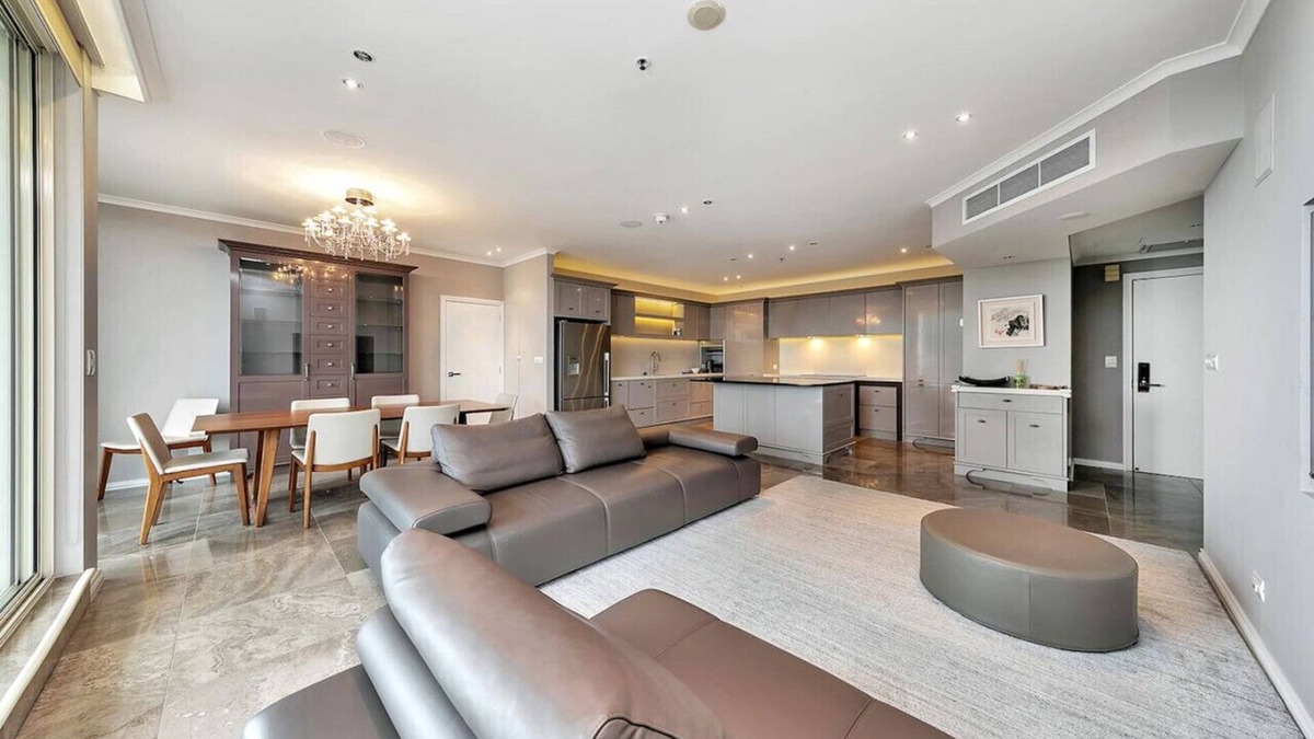 Auckland Central Business District Apartment | QV Luxury with Sea Views (1128)