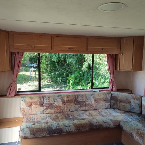 Alsorakos House | Rákos-patak Mobile Home garden & free parking