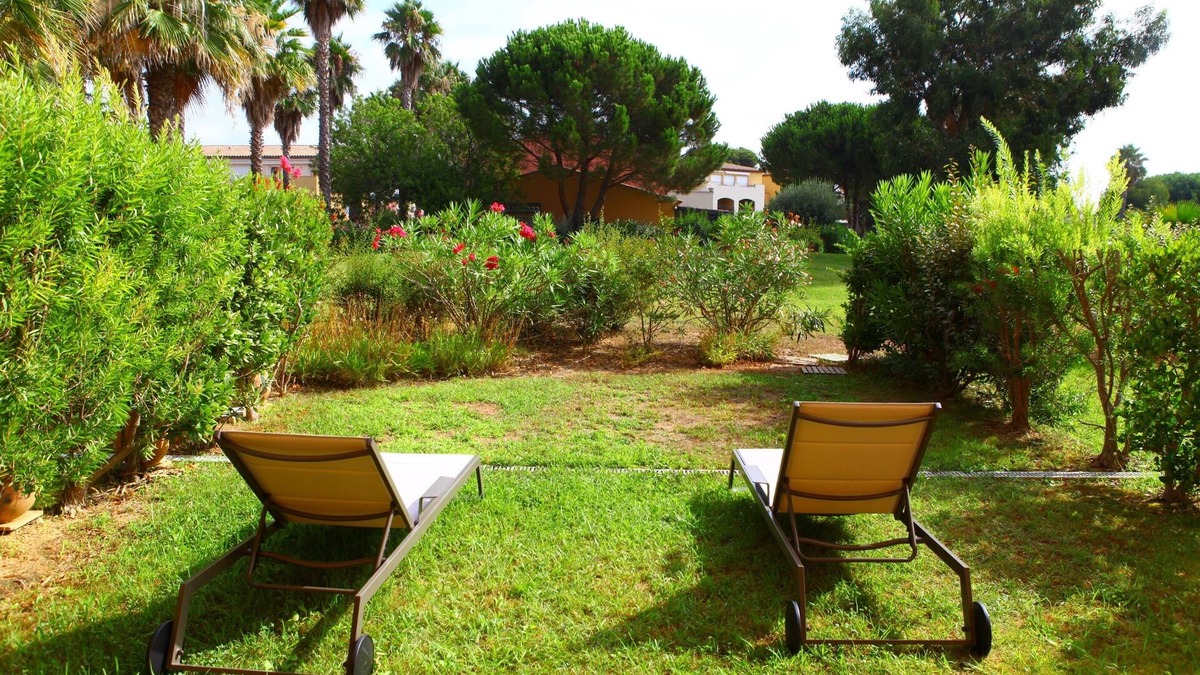 Cavalaire-sur-Mer Apartment | Rés. Les Lavandiers - Appart 2 Chb Avec Jardin