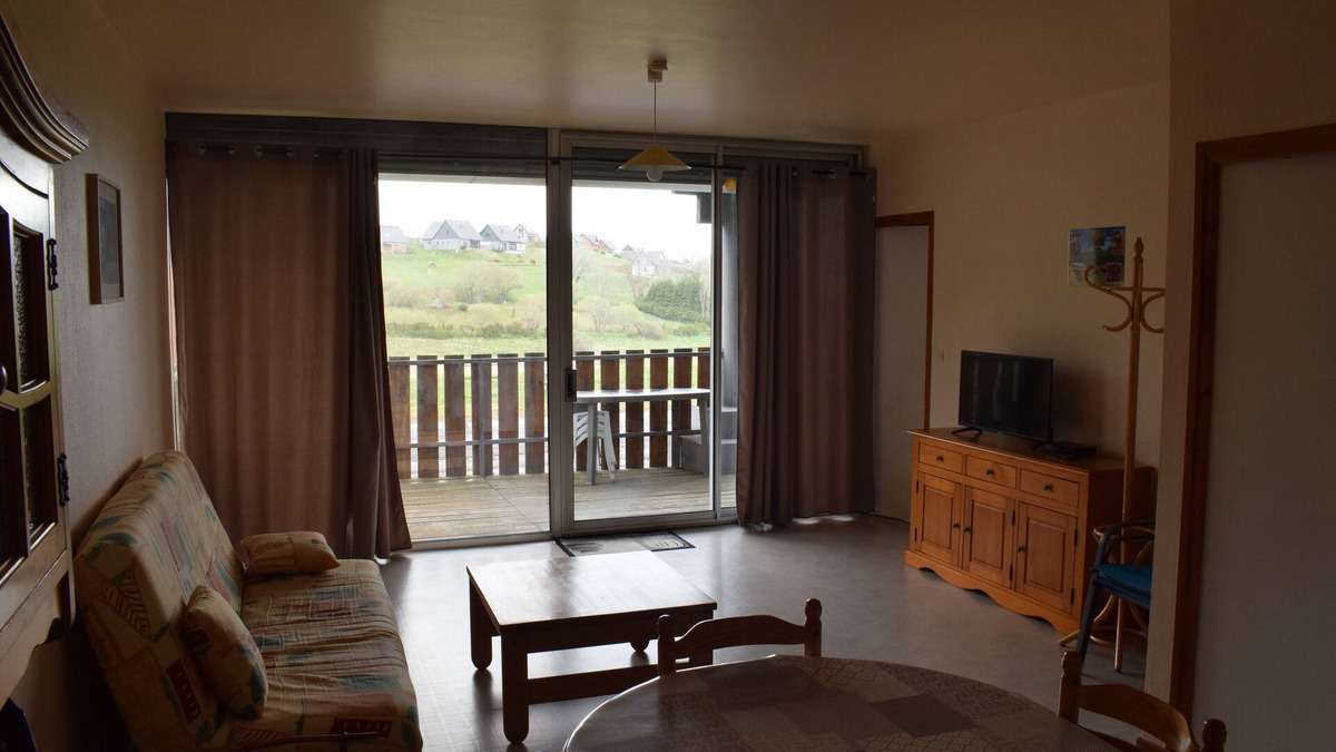 Chambon-sur-Lac Apartment | Résidence 'Aux Sources de la Vallée Verte' - Apartment 4 - Cosy