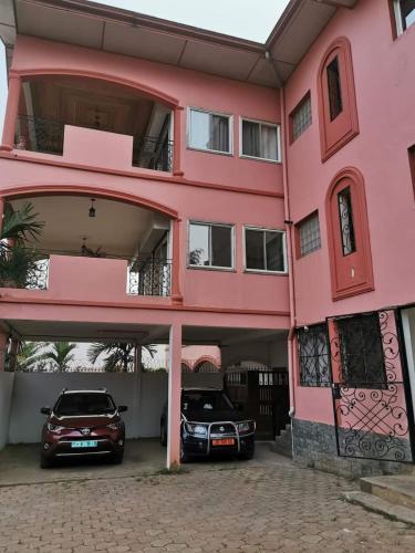 Yaounde Apartment | Résidence Bastos II Wi-Fi