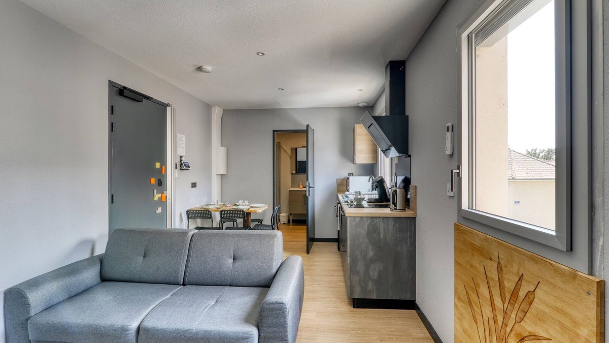 Dompierre-sur-Besbre Apartment | Résidence des Postes 1