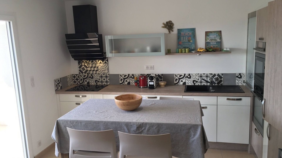 Biscarrosse Plage Apartment | Résidence Palombaggia T2 south-facing terrace side ocean view
