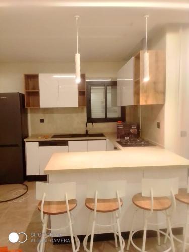 Hiboun Apartment | Résidence pieds dans l'eau