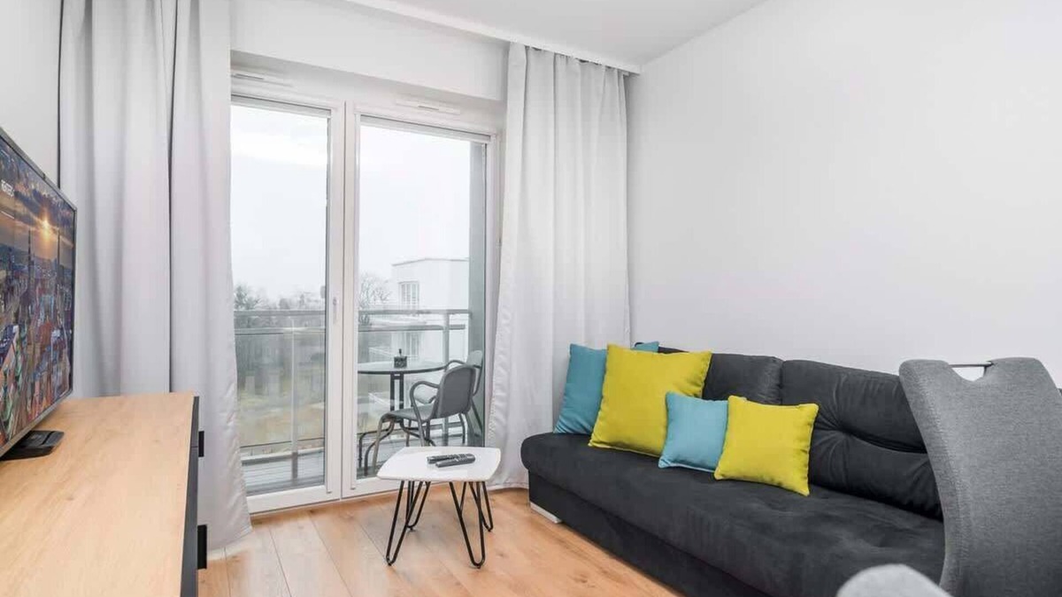 Krzyki Apartment | Róży Wiatrów 25 | Wrocław Apartment | Parking