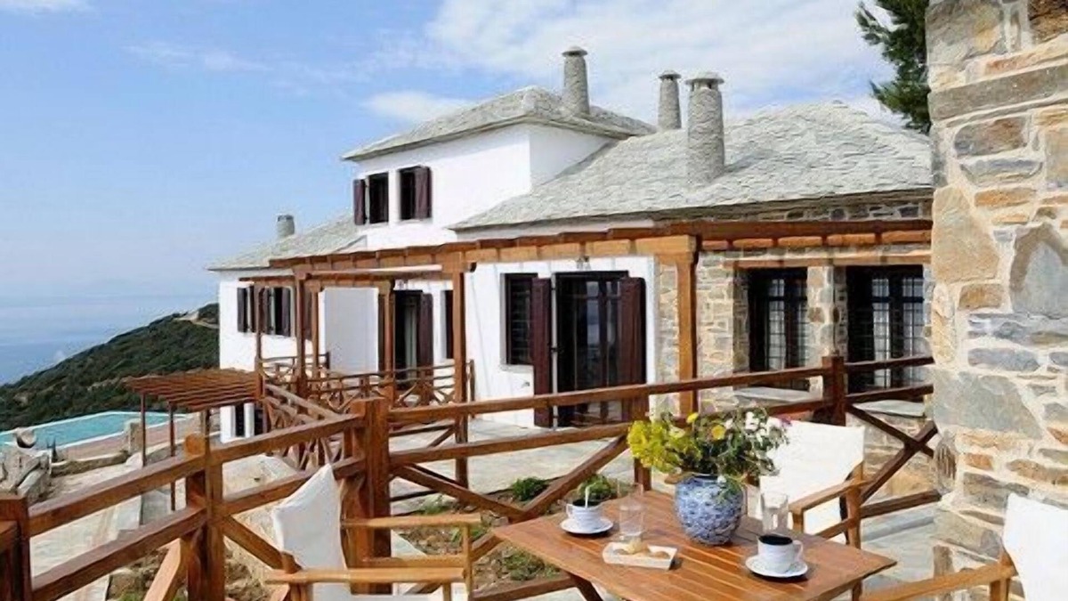 Lafkos Villa | R 1304 Bemus Junior Villa With Fireplace, Garden View & Private Balcony or Terrace