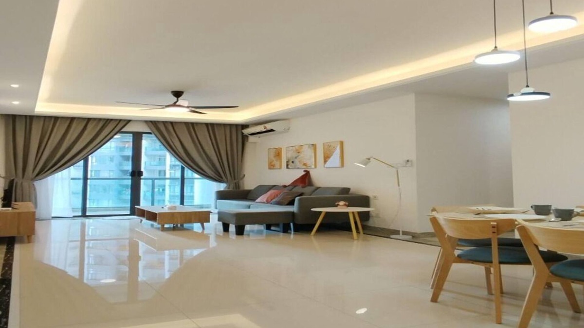 Central District Condo | R&F PrincessCove @ Johor Bahru by HomeStay888/6pax/3BedRoom2BathRoom/5MIN to CIQ