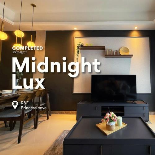 Central District Apartment | R&F Sea View 2BR Midnight Design 6-8pax Brand New