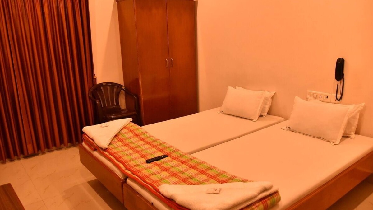 Kuilapalayam Hotel | R.M Guest House