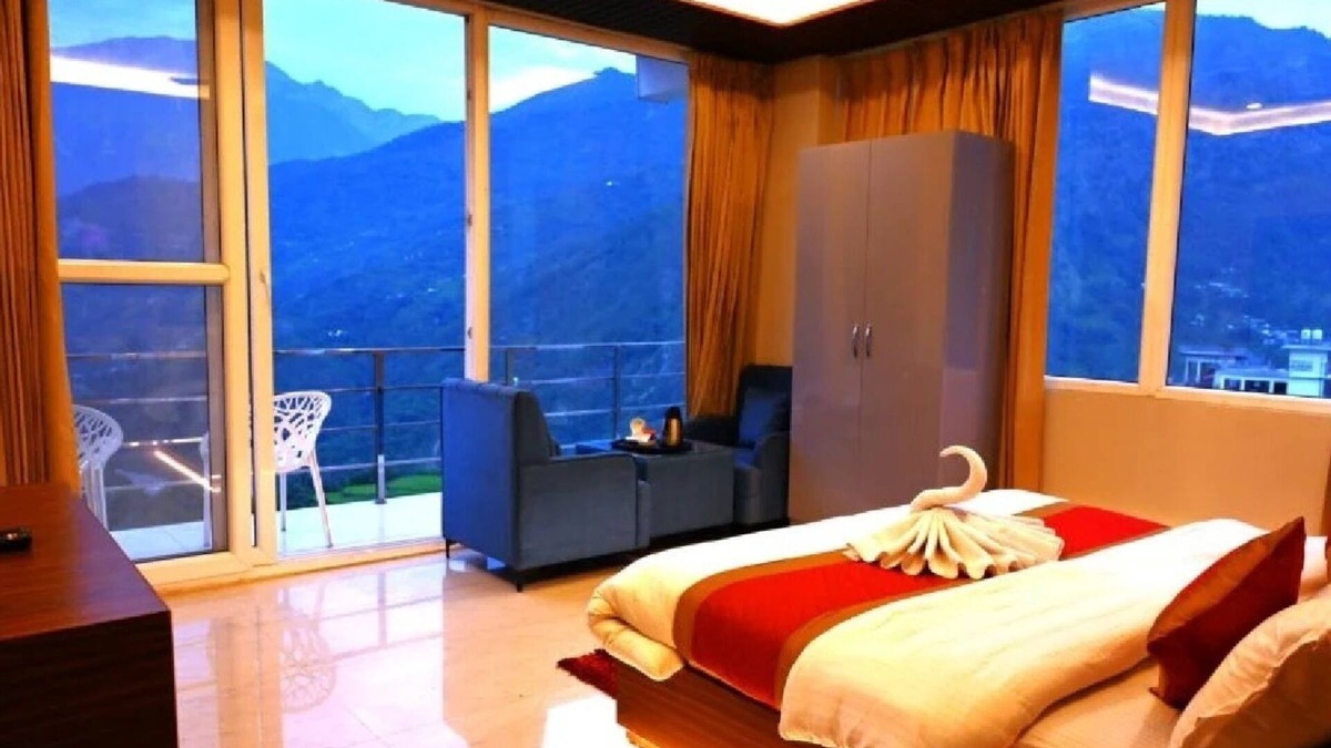 Guptkashi Hotel | R Narayan Pleasant Inn Hotel - Guptkashi