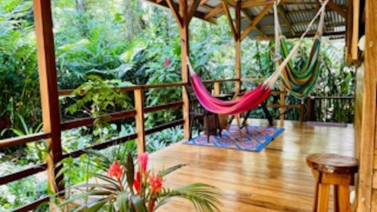 Manzanillo House | R1 Casonita Cabin nestled in the jungle