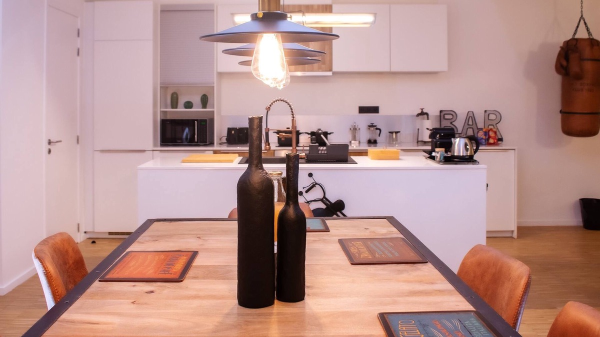 Saint-Josse-ten-Noode Apartment | R213 - Industrial Style Sanctum