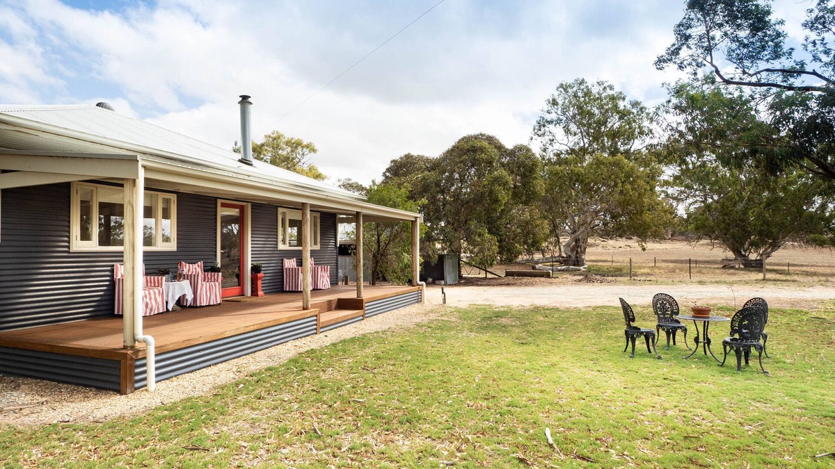 Tungkillo Other | Rabbiters Hut Adelaide Hills
