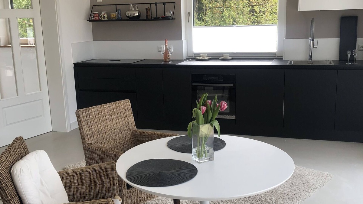 Riedenburg Apartment | Rabenstein vacation apartment with natural stone terrace and view of Riedenburg for 2 people