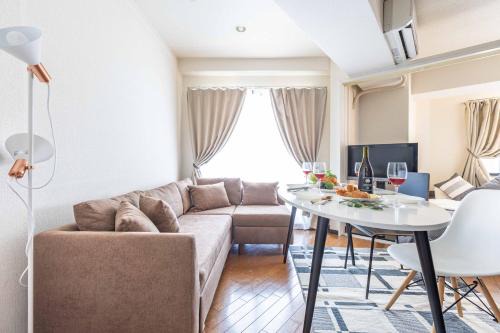 Shikitsuhigashi Apartment | Racine難波