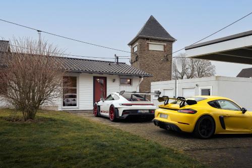 Meuspath House | Racing-Chalet (Ferienhaus)